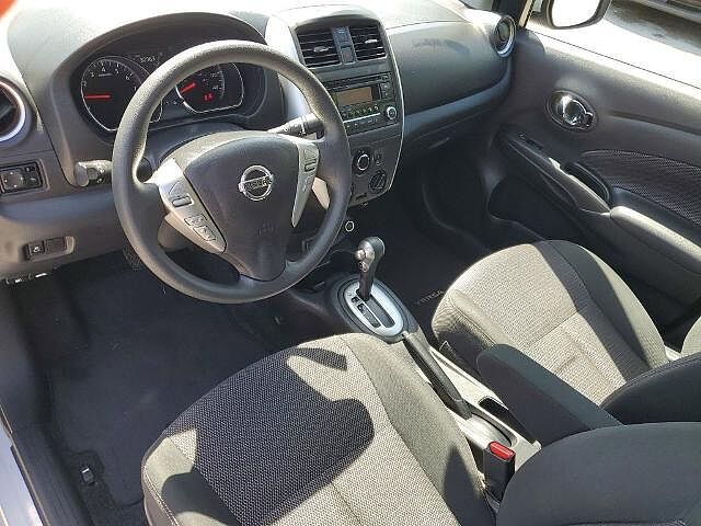 Nissan Versa