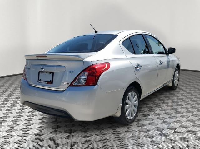 Nissan Versa