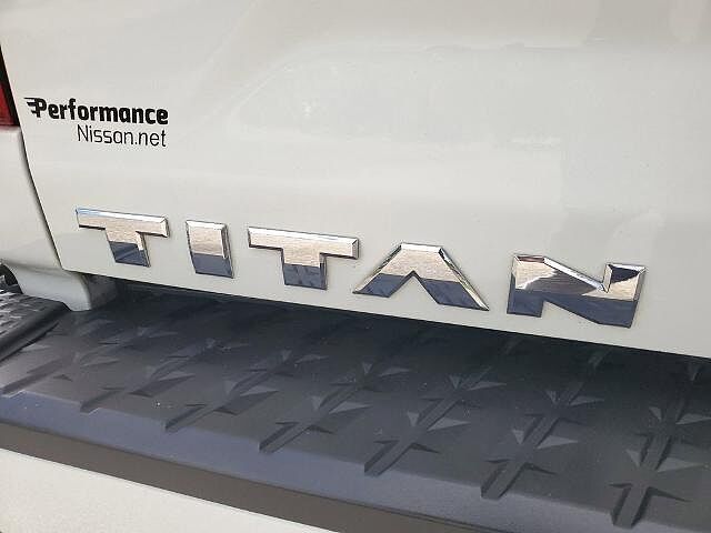 Nissan Titan