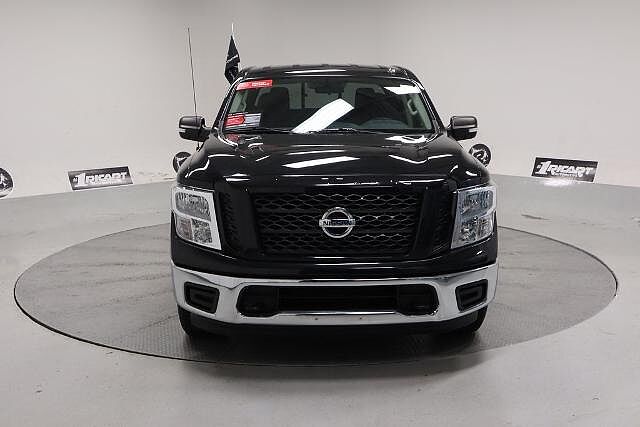 Nissan Titan