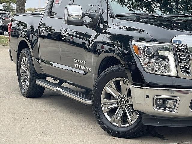 Nissan Titan