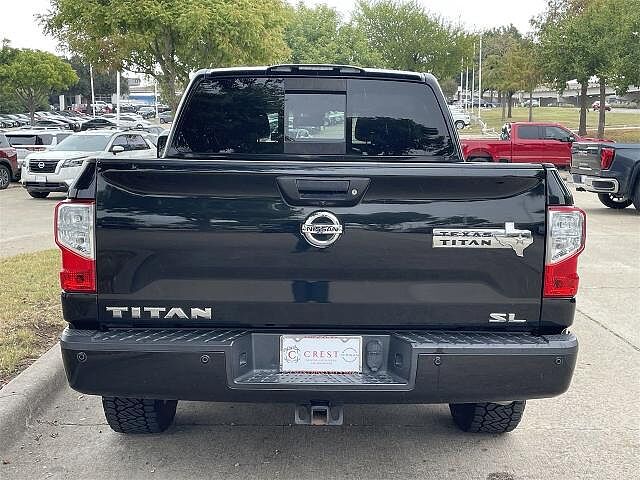 Nissan Titan