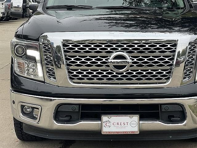 Nissan Titan