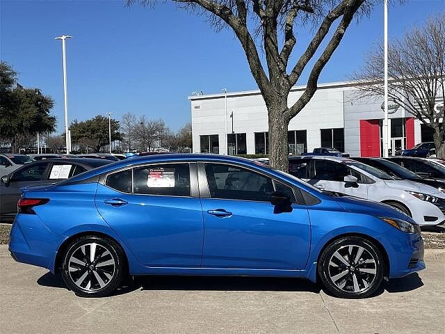 Nissan Versa