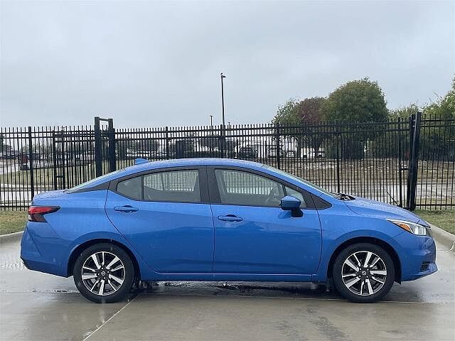 Nissan Versa