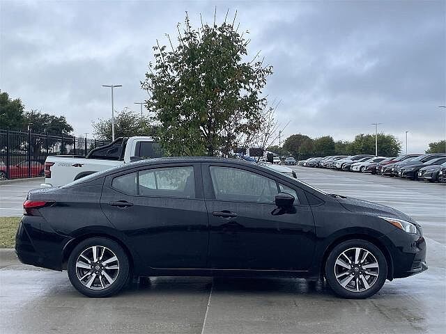 Nissan Versa