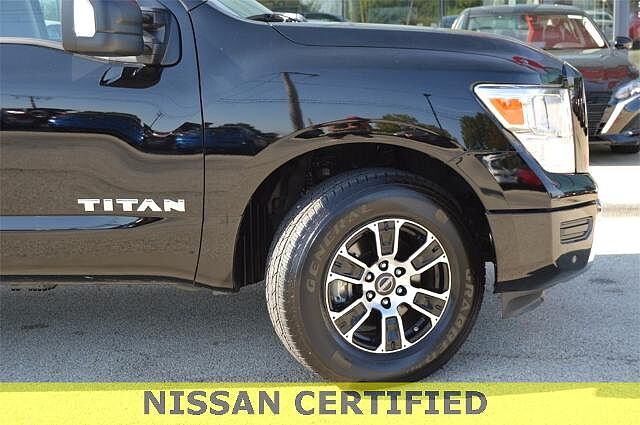 Nissan Titan