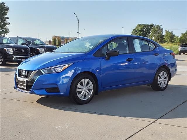 Nissan Versa