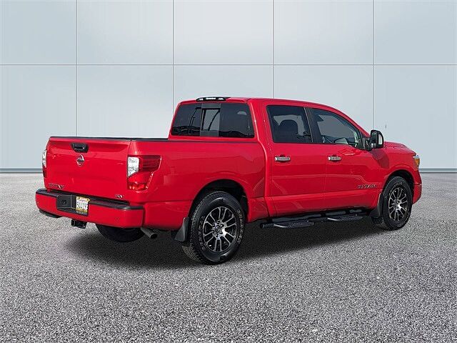 Nissan Titan