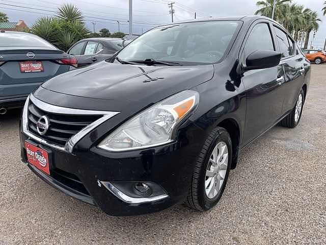 Nissan Versa