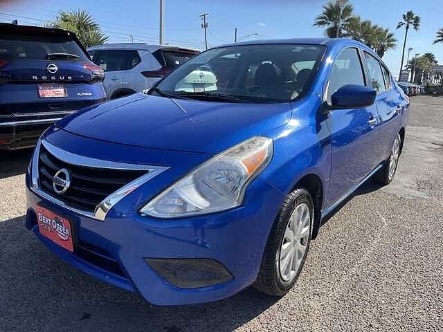 Nissan Versa