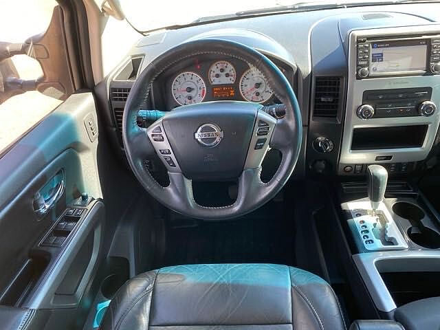 Nissan Titan