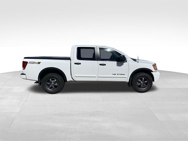 Nissan Titan