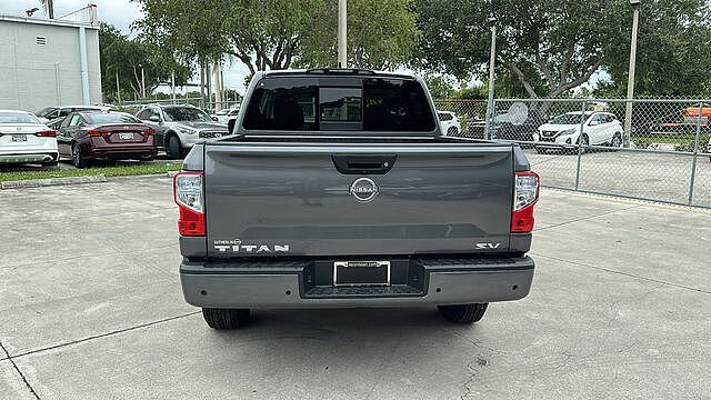 Nissan Titan