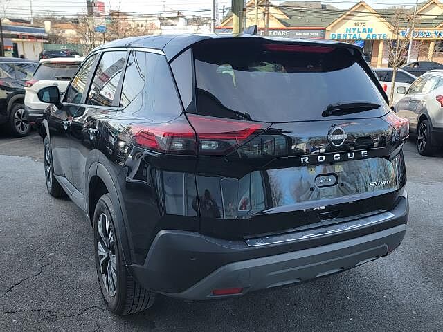 Nissan Rogue