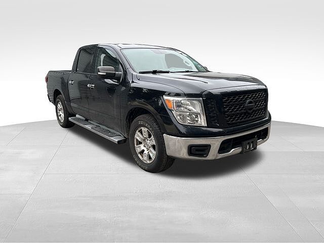 Nissan Titan