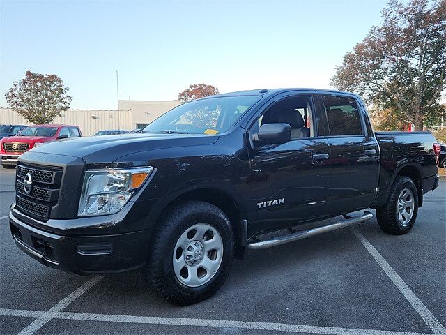 Nissan Titan