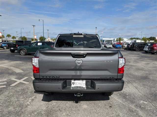 Nissan Titan