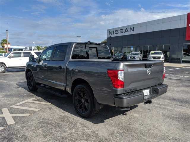 Nissan Titan