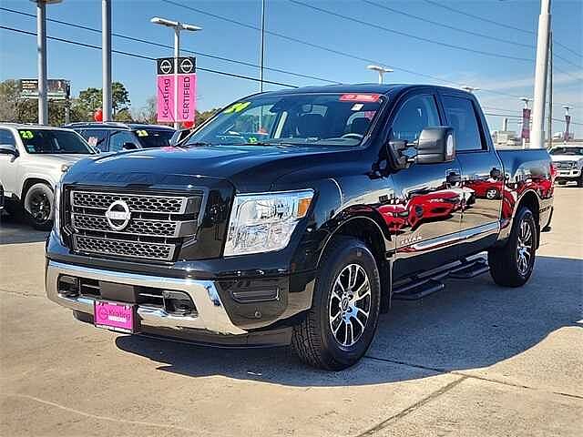 Nissan Titan