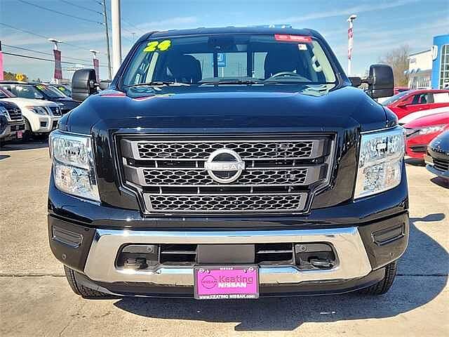 Nissan Titan