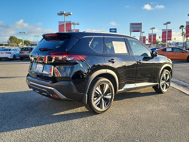 Nissan Rogue