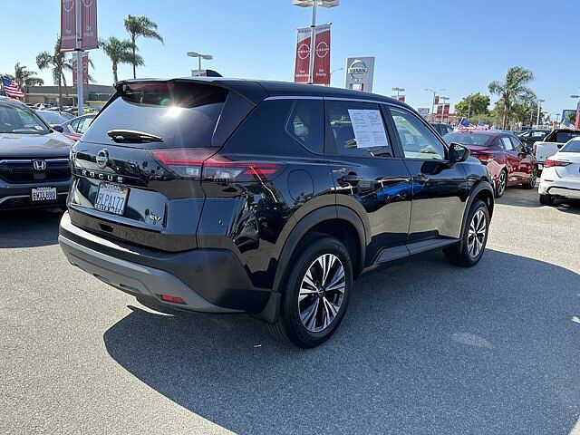 Nissan Rogue