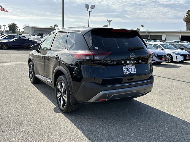 Nissan Rogue