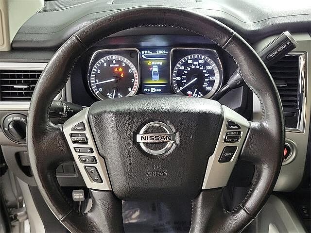 Nissan Titan