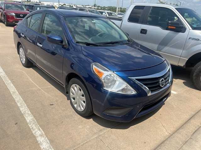 Nissan Versa