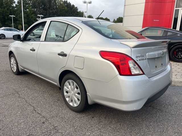 Nissan Versa