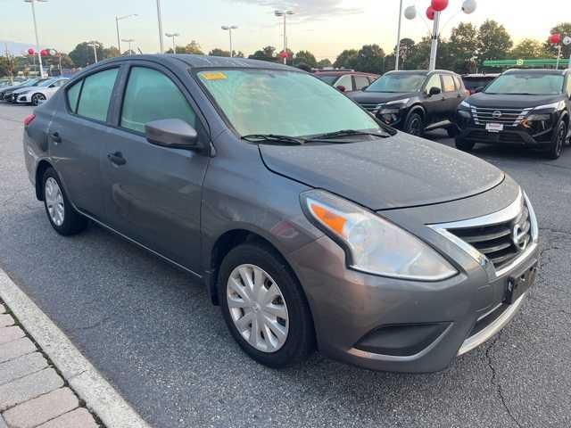 Nissan Versa