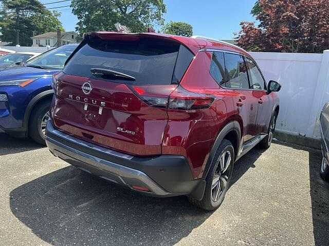 Nissan Rogue