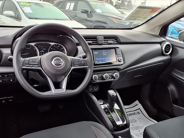 Nissan Versa