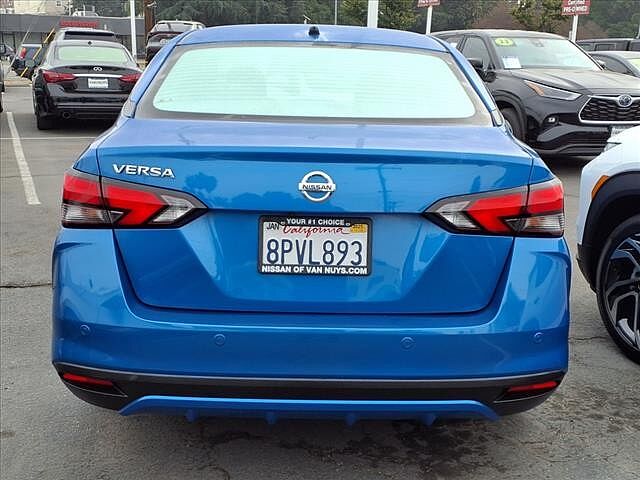 Nissan Versa