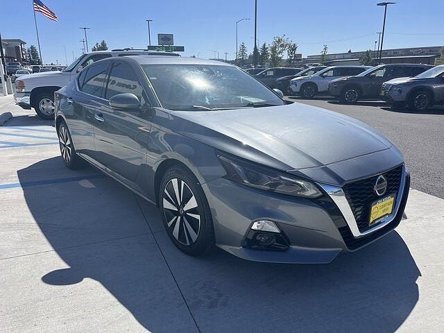 Nissan Altima