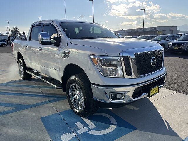 Nissan Titan