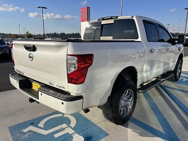 Nissan Titan