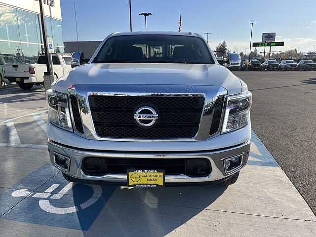 Nissan Titan