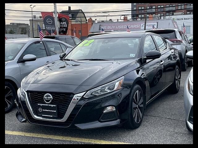 Nissan Altima