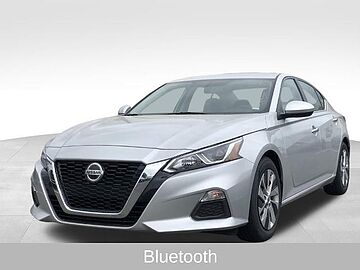 Nissan Altima  Brilliant Silver Metallic