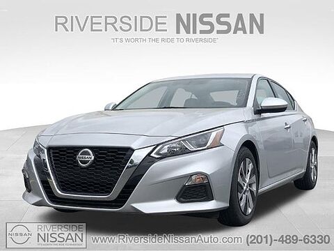 Nissan Altima Brilliant Silver Metallic