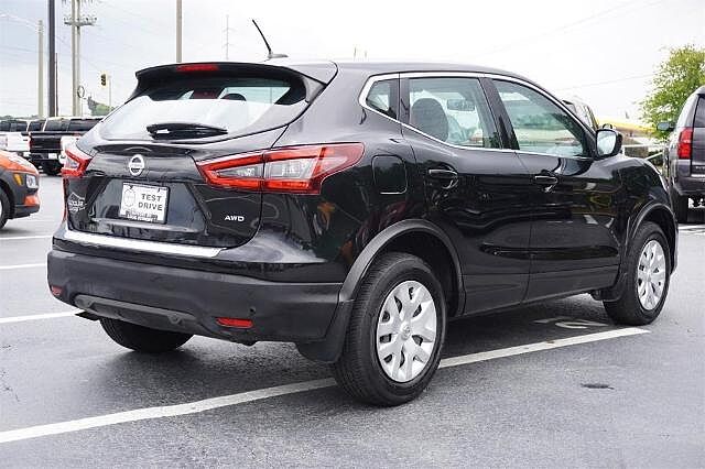 Nissan Rogue Sport