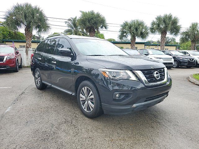 Nissan Pathfinder