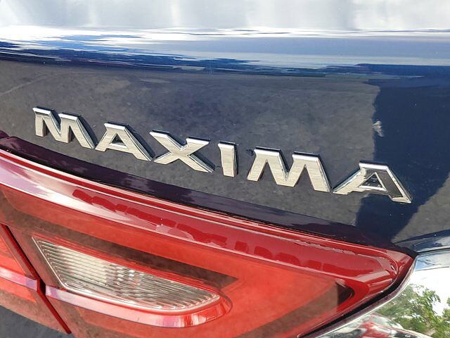 Nissan Maxima