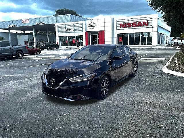 Nissan Maxima