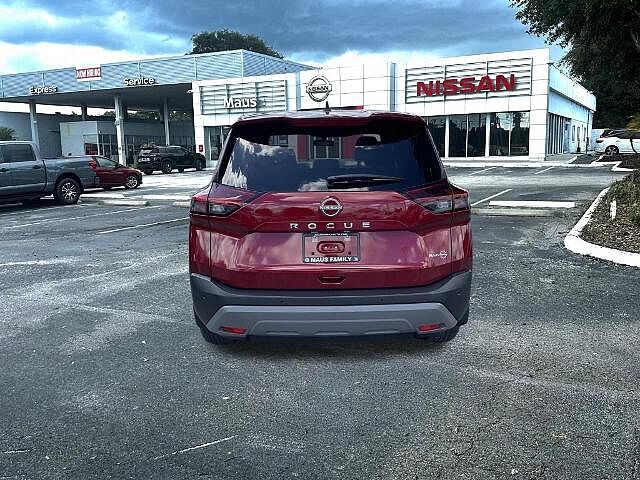 Nissan Rogue