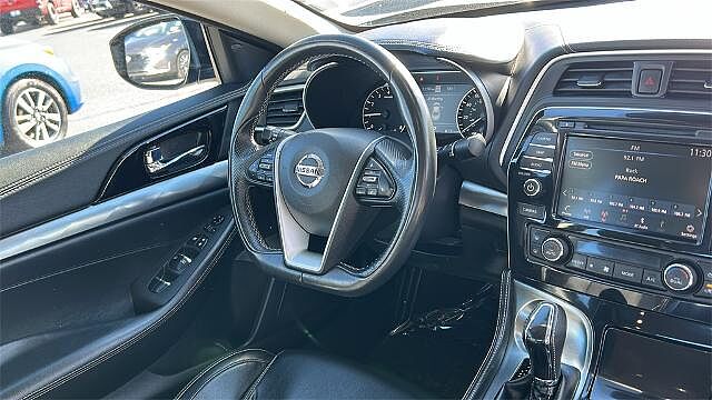 Nissan Maxima