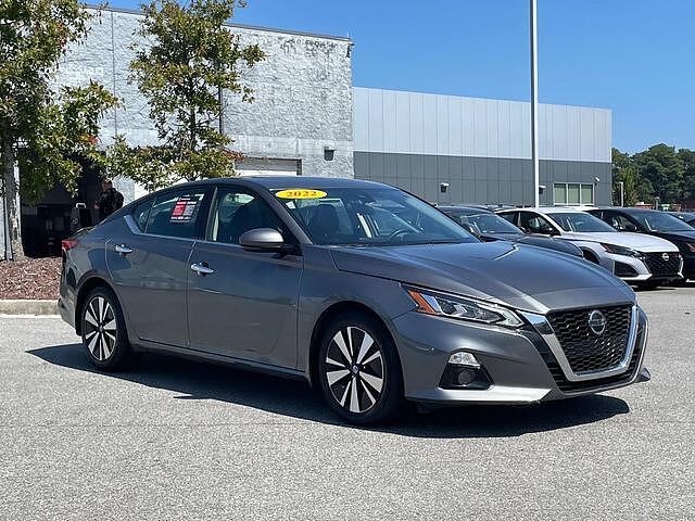 Nissan Altima