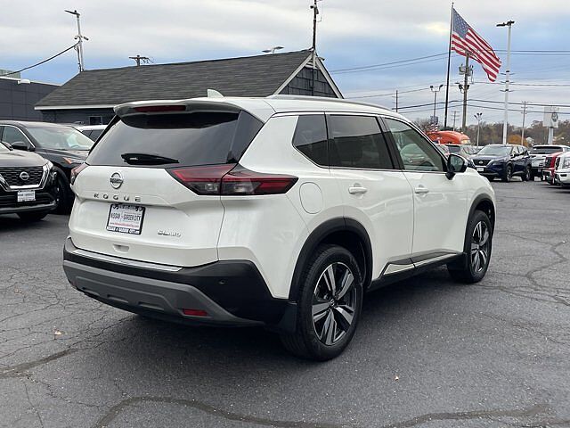 Nissan Rogue